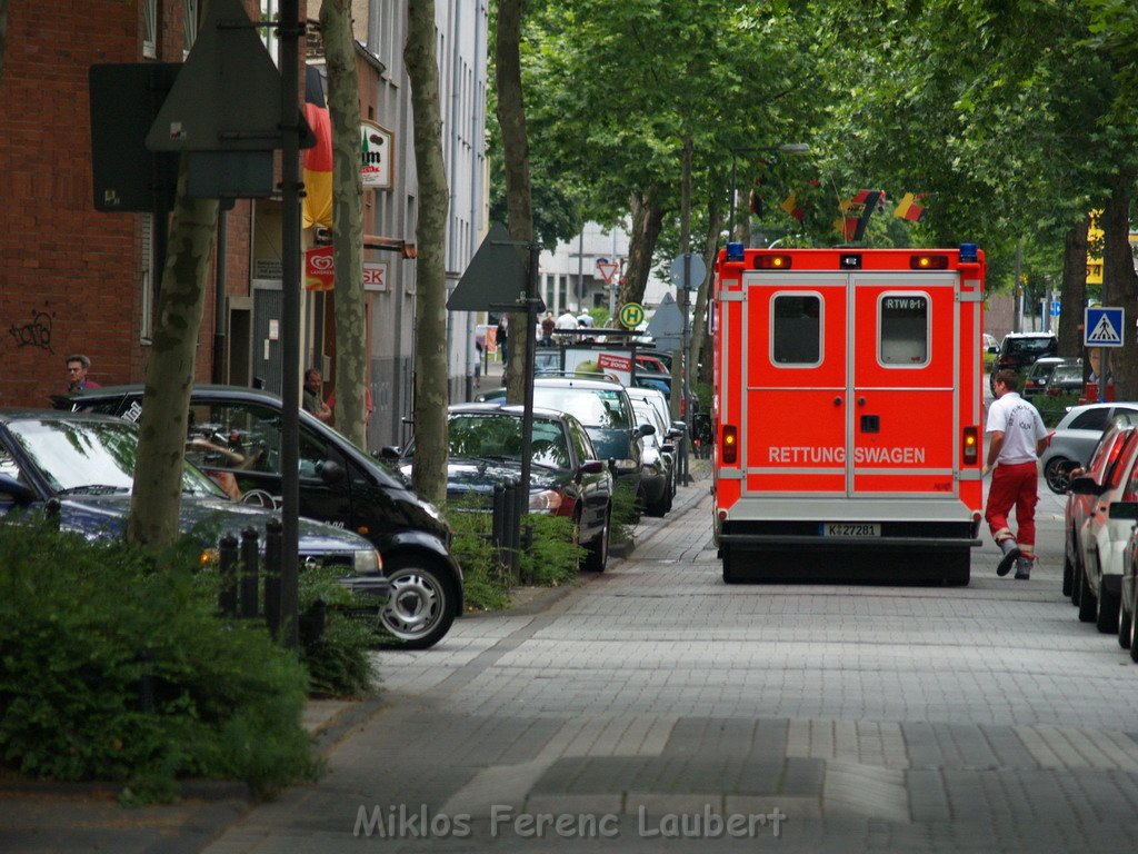 Unfall Fahrrad 2 Koeln Vingst Oranienstr  P05.JPG